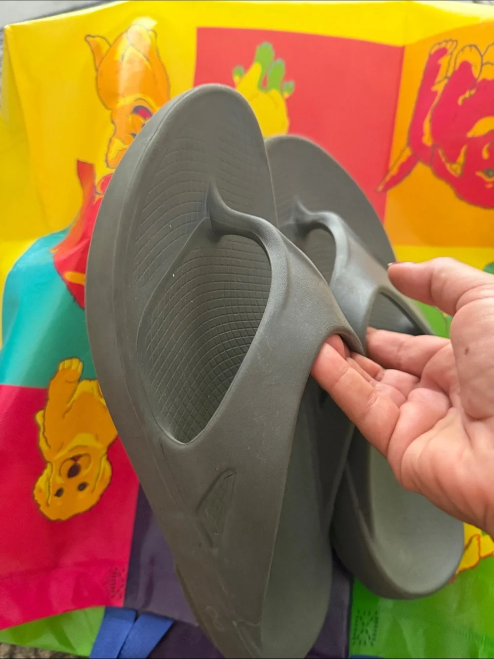 Oofos Original Unisex Recovery Thong Flip Flop Mens 11 Womens 13 gray
